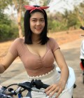 Dating Woman Thailand to kririmas : มณีรัตน์, 27 years